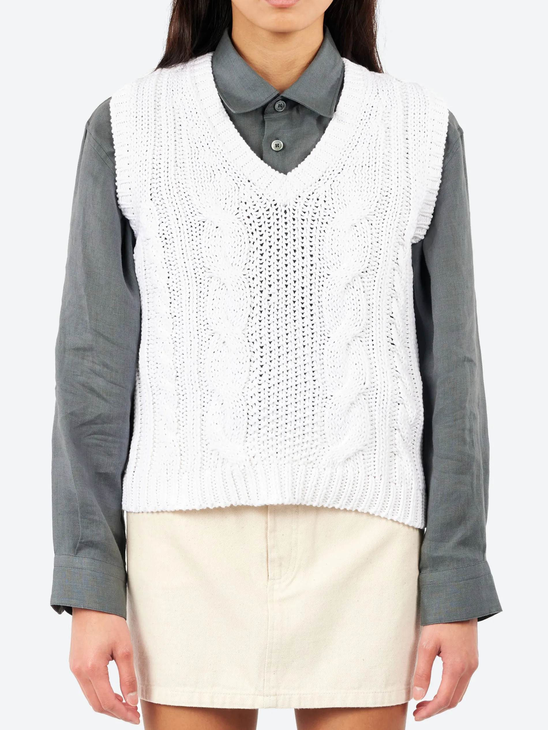 MJ Watson - 2557 Cable Knit Vest in White