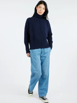 MJ Watson - Cashmere Blend Turtleneck in Navy