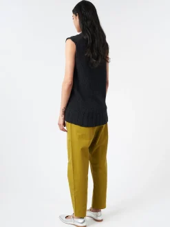 MJ Watson - Vest in Black