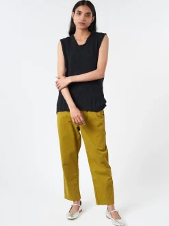 MJ Watson - Vest in Black