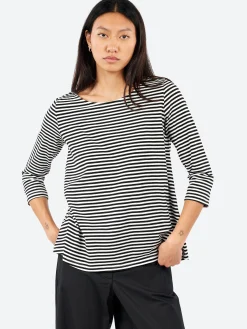 Neirami - 3/4 Sleeve T-Shirt in Nero