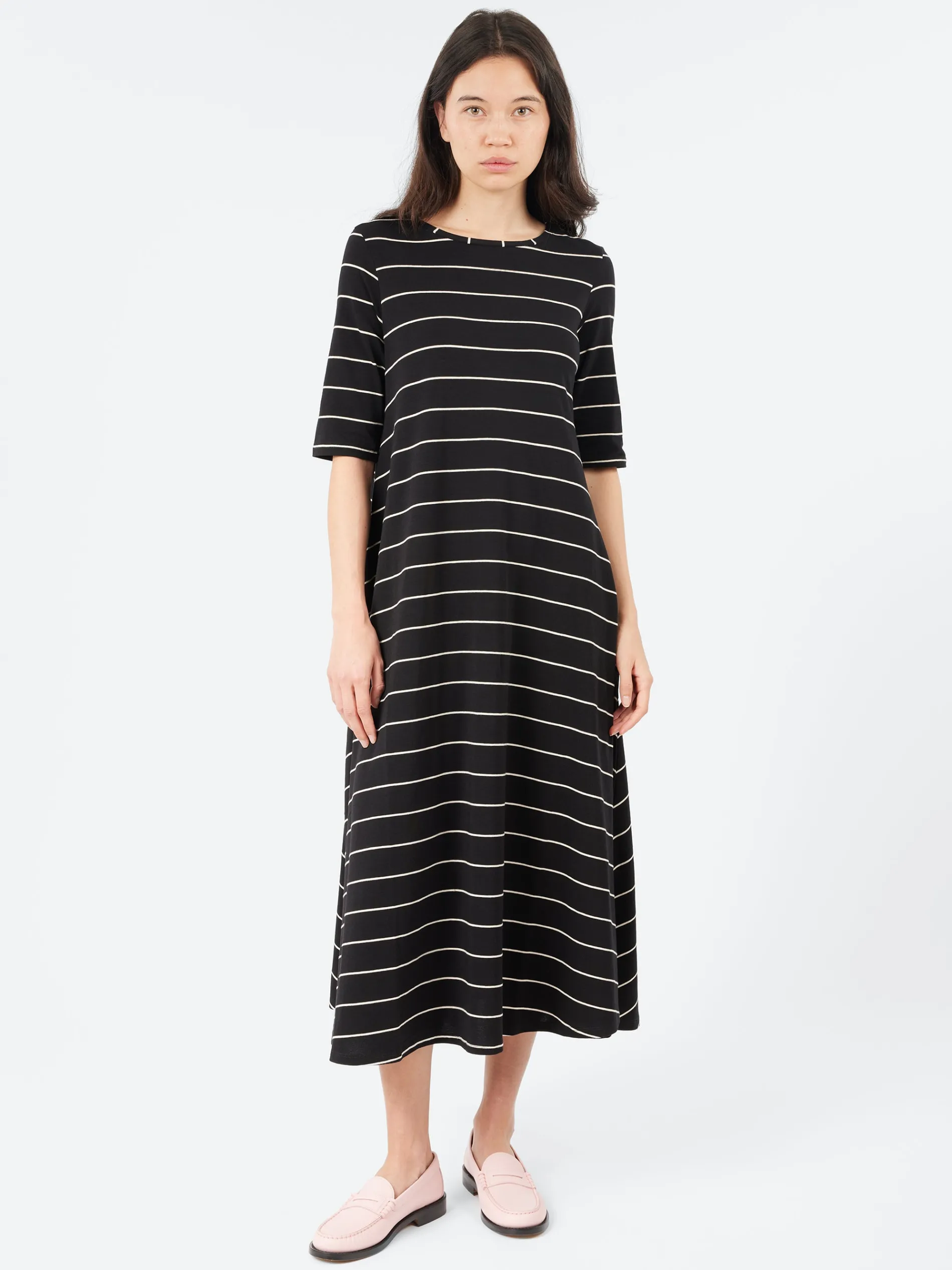 Neirami - B107 Flared Striped Dress in Nero