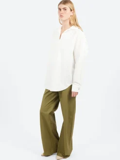 Neirami - Over V-Neck Blouse in Rice