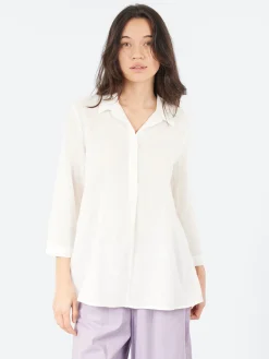 Neirami - V-Neck Blouse in Rice