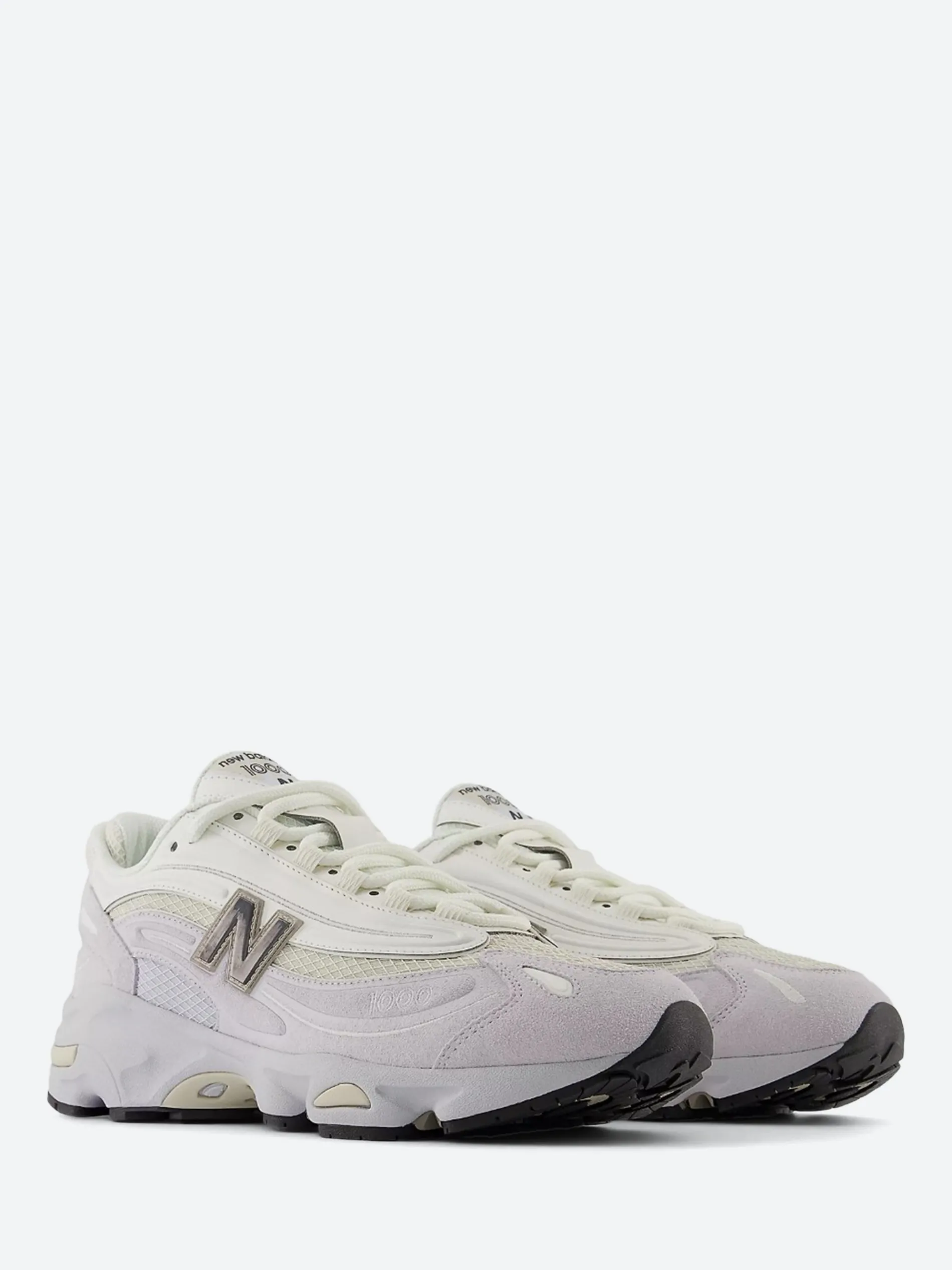 New Balance - 1000 in Pearl Grey with Black