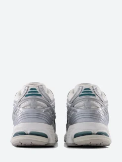 New Balance - 1906R in Silver Metallic and New Spruce