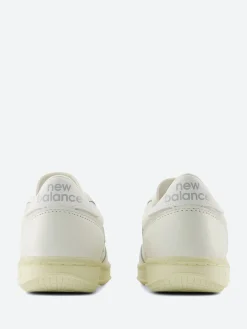 New Balance - T500 in Sea Salt and White