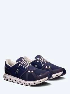 On - Cloud 6 in Midnight and White