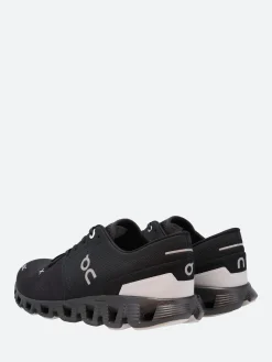 On - Cloud X 3 in Black