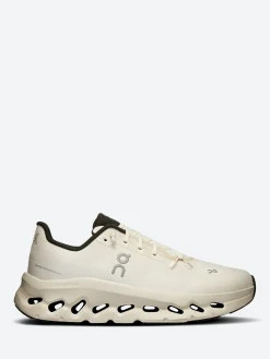 On - Women's Cloudtilt in Pearl and Ice