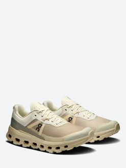 On - Women's Cloudvista 2 in Cream/Desert