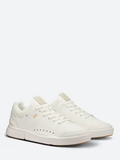 On - Women's The Roger Centre Court in White and Gum
