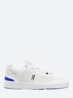 On - Women's The Roger Spin in Undyed White and Indigo