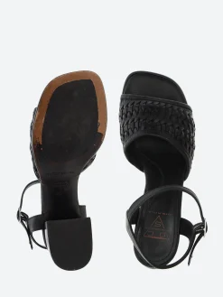 Open Closed - Lilith 03 in Nero Bufalo