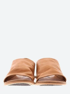 P. Monjo - 1337 Sandals in Caramel Todi