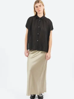 Pomandere - Short Sleeve Button-Up in Black