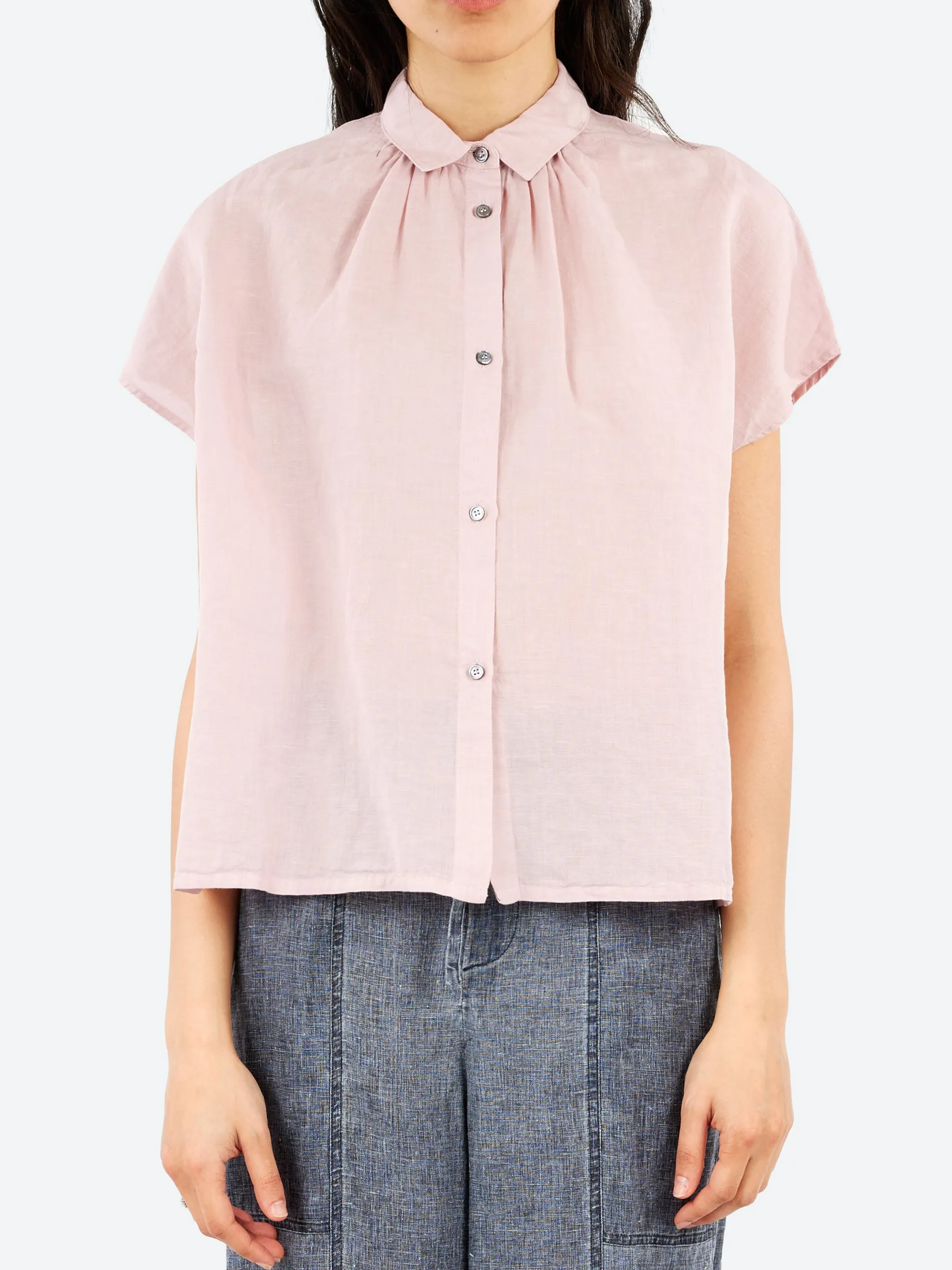 Pomandere - Short Sleeve Button-Up in Magnolia