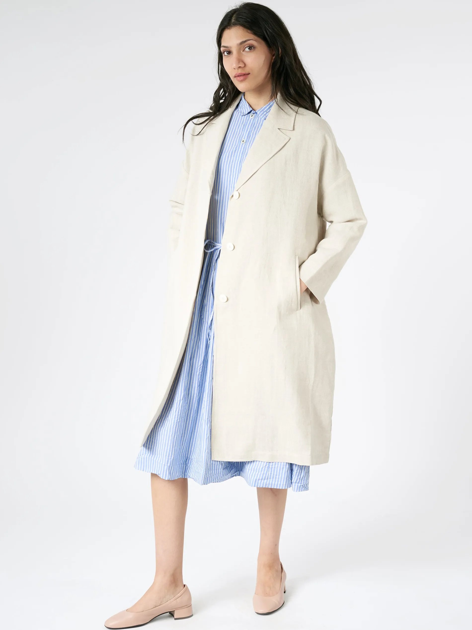 Pomandere - Single-Breasted Coat in Pearl