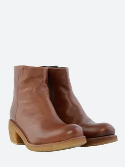 Punto Pigro - Texas 03 Heeled Ankle Boot in Tan Topeka