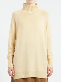 Sarahwear - Raglan Sleeve Turtleneck in Ivory