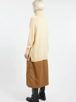 Sarahwear - Raglan Sleeve Turtleneck in Ivory