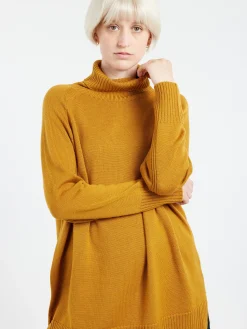 Sarahwear - Raglan Sleeve Turtleneck in Gold