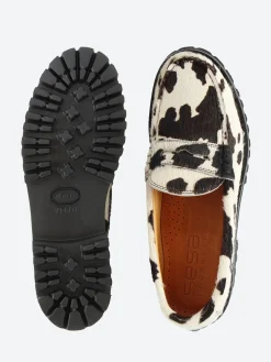 Sesa - Queens in Milk Cow