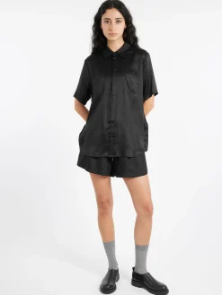 Silk Laundry - Twill Slouch Shorts in Black