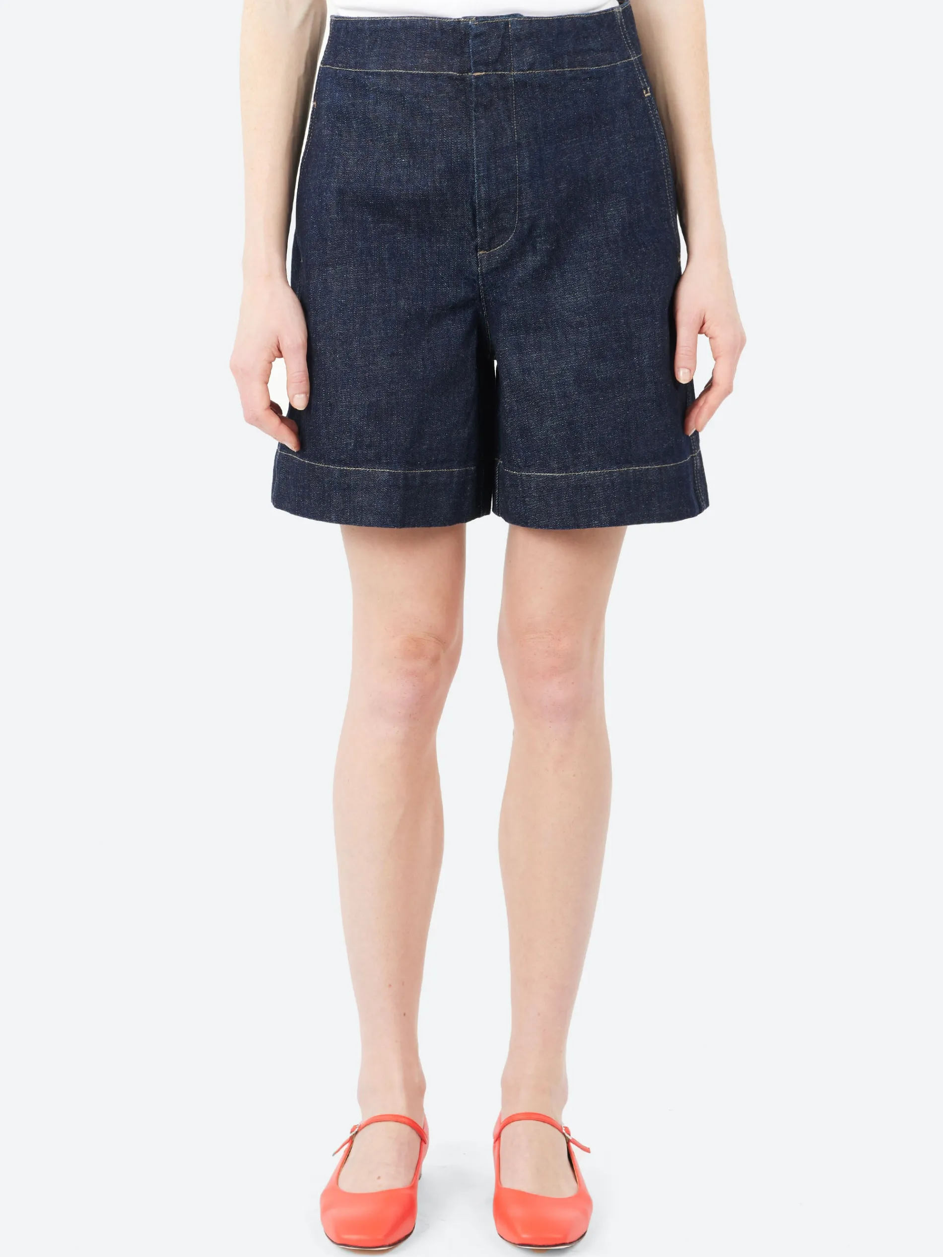 Soeur - Emile Short in Brut