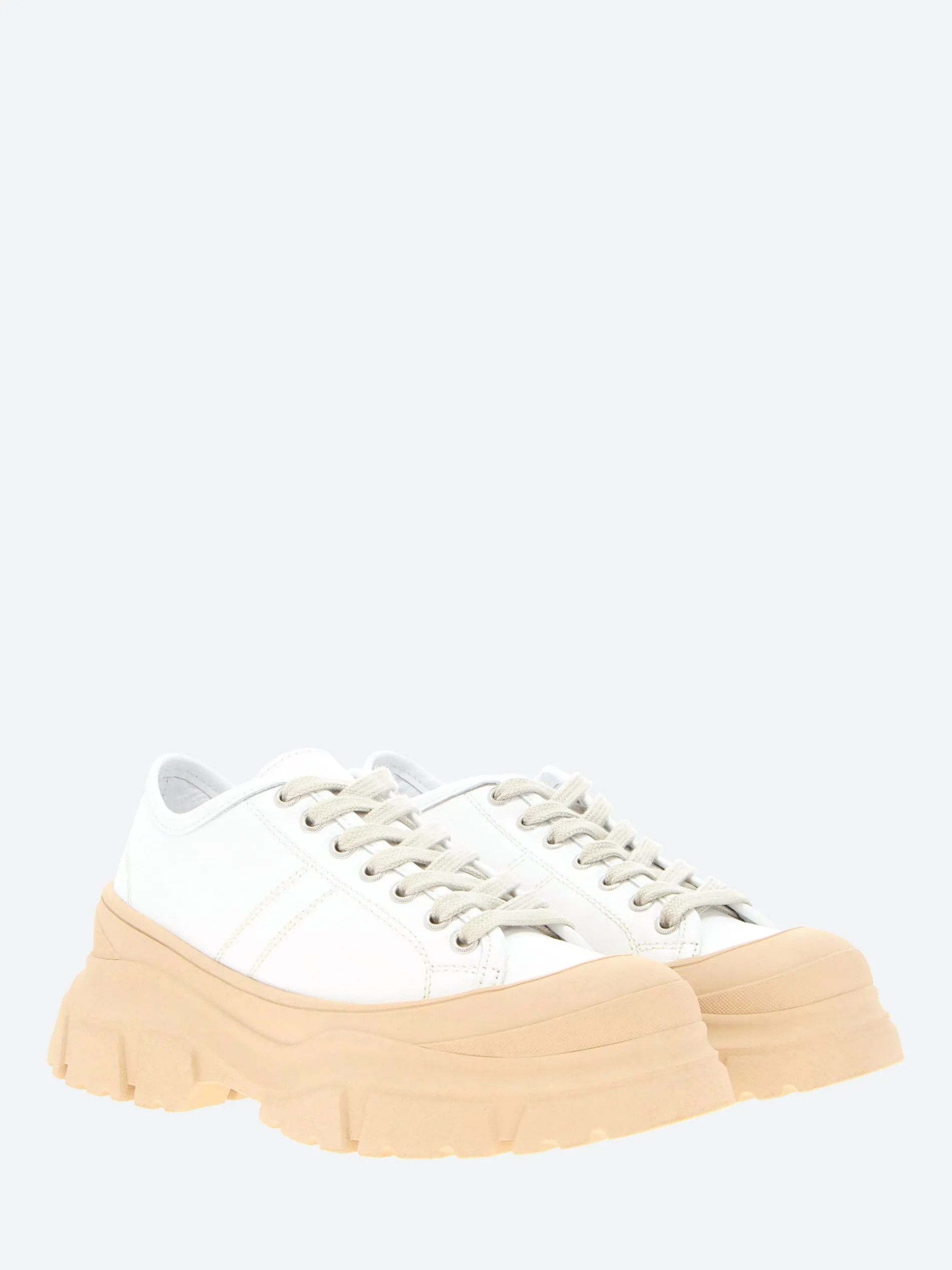 Sofie D'Hoore - Feat in White and Camel