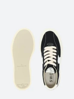 Stepney Workers Club - Dellow S-Strike in Black and White