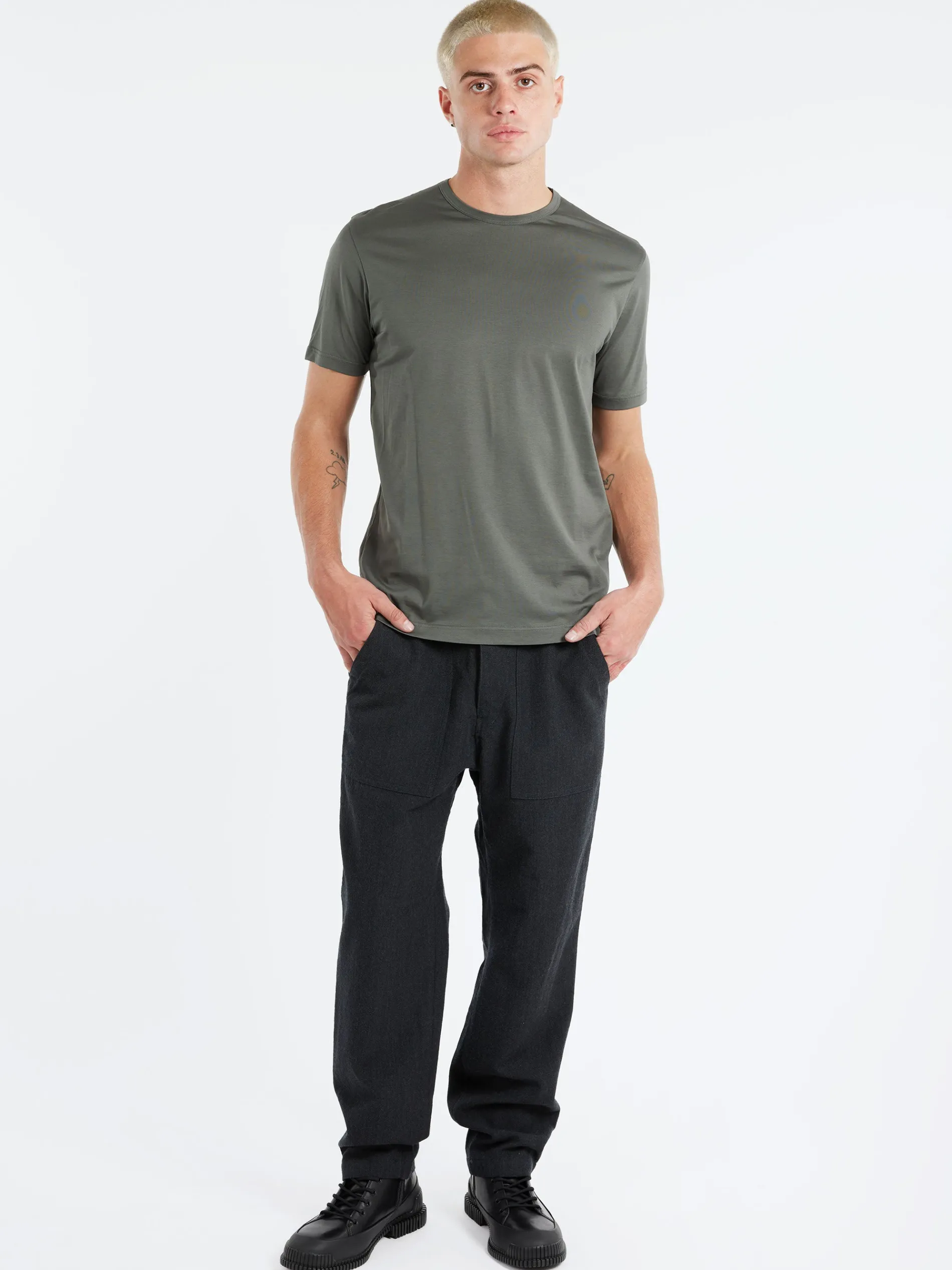 Sunspel - Classic T-Shirt in Drill Green