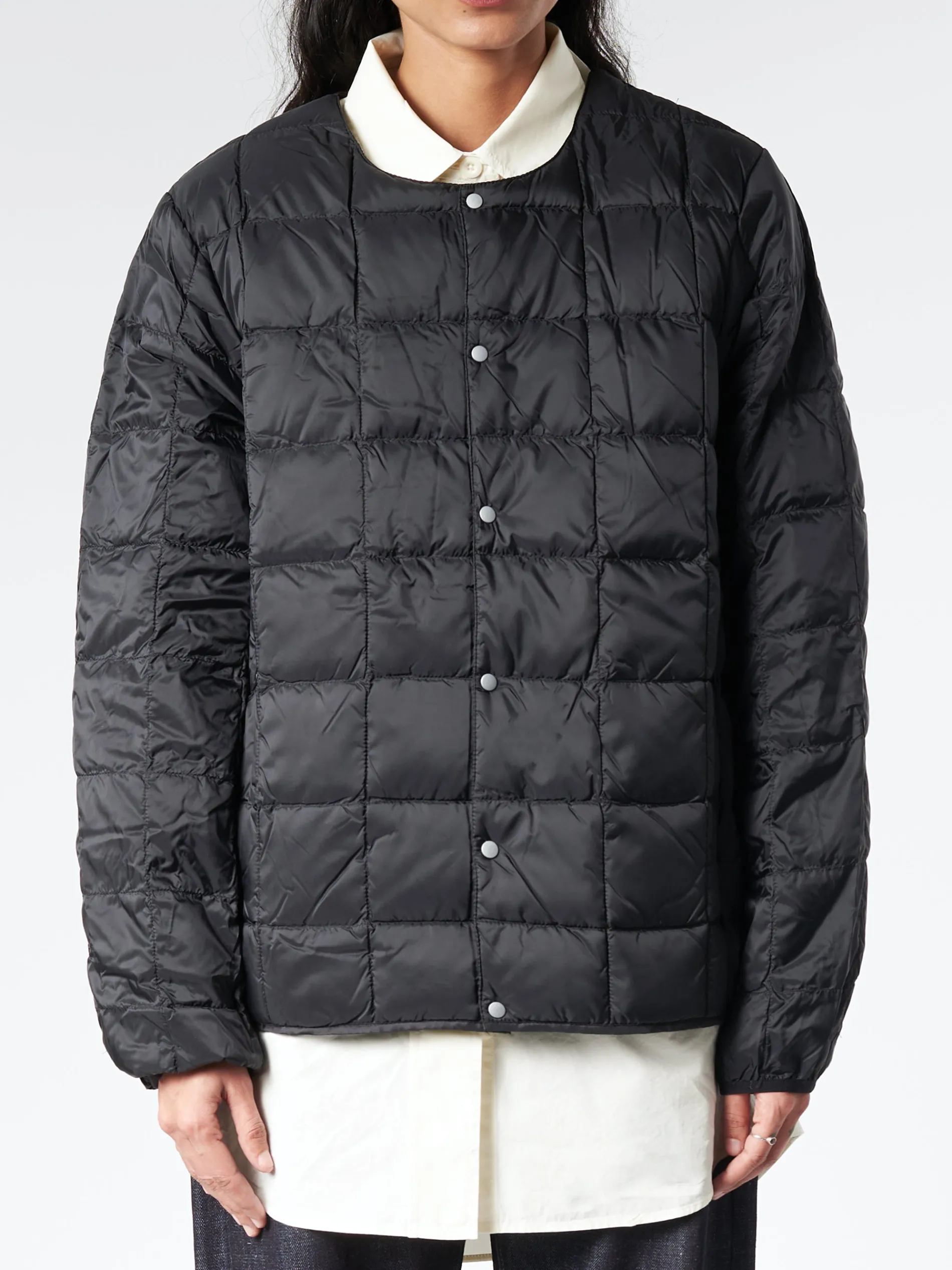 TAION - Crew Neck Button Down Jacket in Black