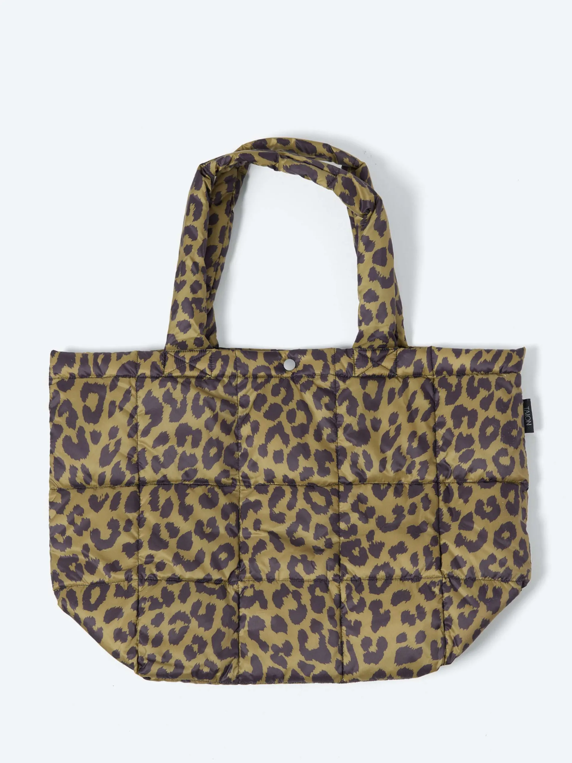 Taion - Lunch Down Tote (M) in Leopard