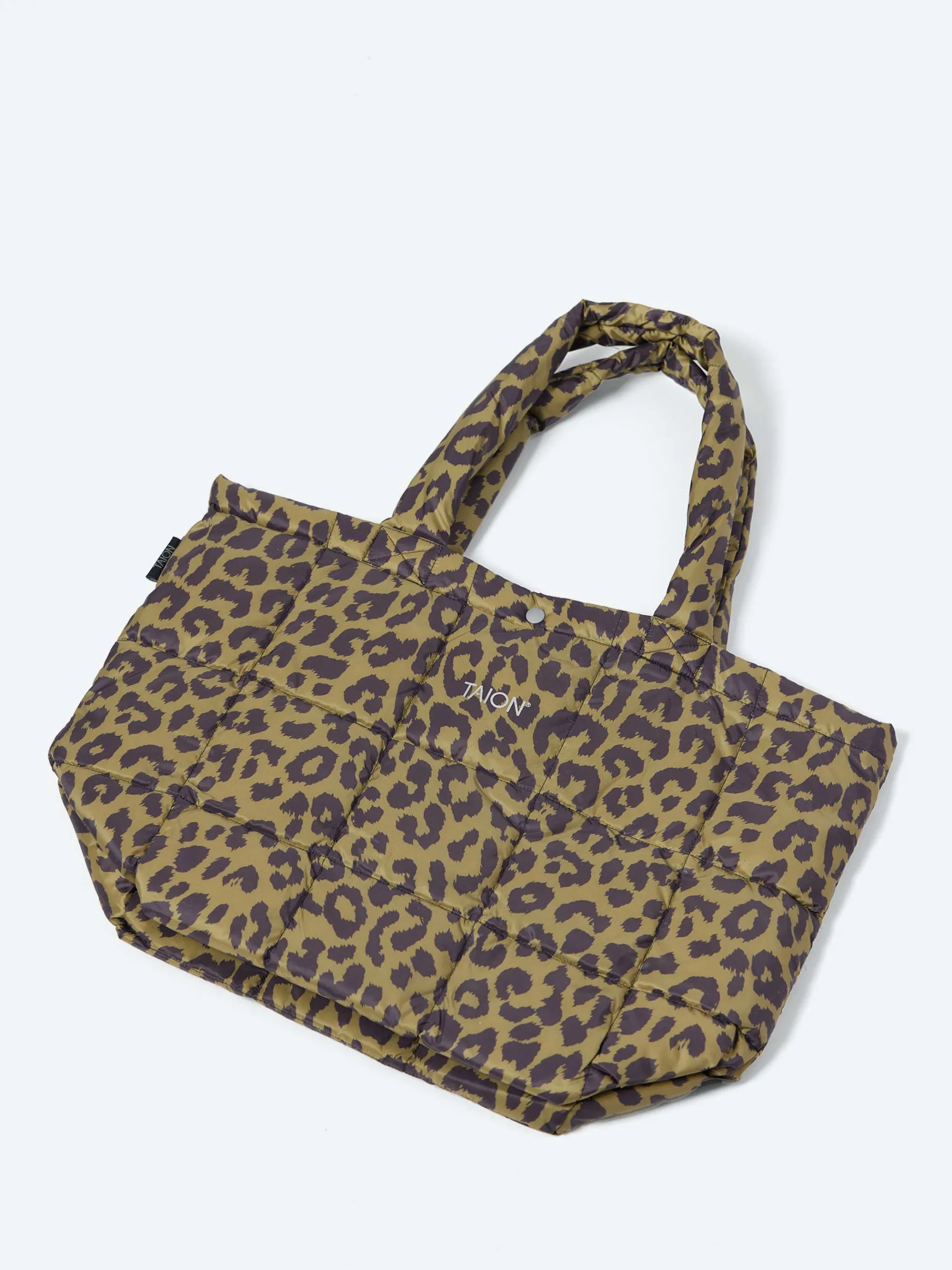 Taion - Lunch Down Tote (M) in Leopard