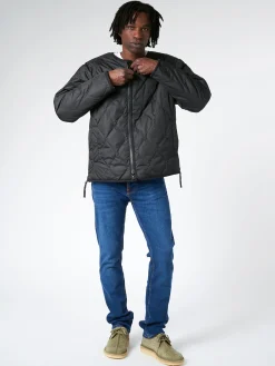 Taion - Military Reversible Crew Neck Down Jacket in Black and Cream