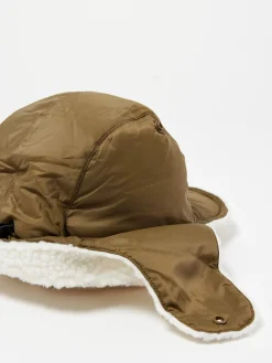 TAION - Mountain Reversible Down X Boa Warm Cap in Olive and Ivory