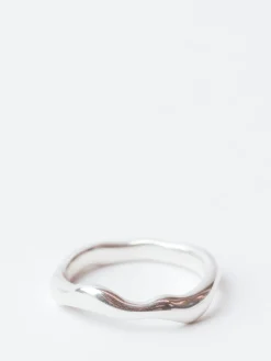 TEN. Jewelry - Ripple Ring in Silver