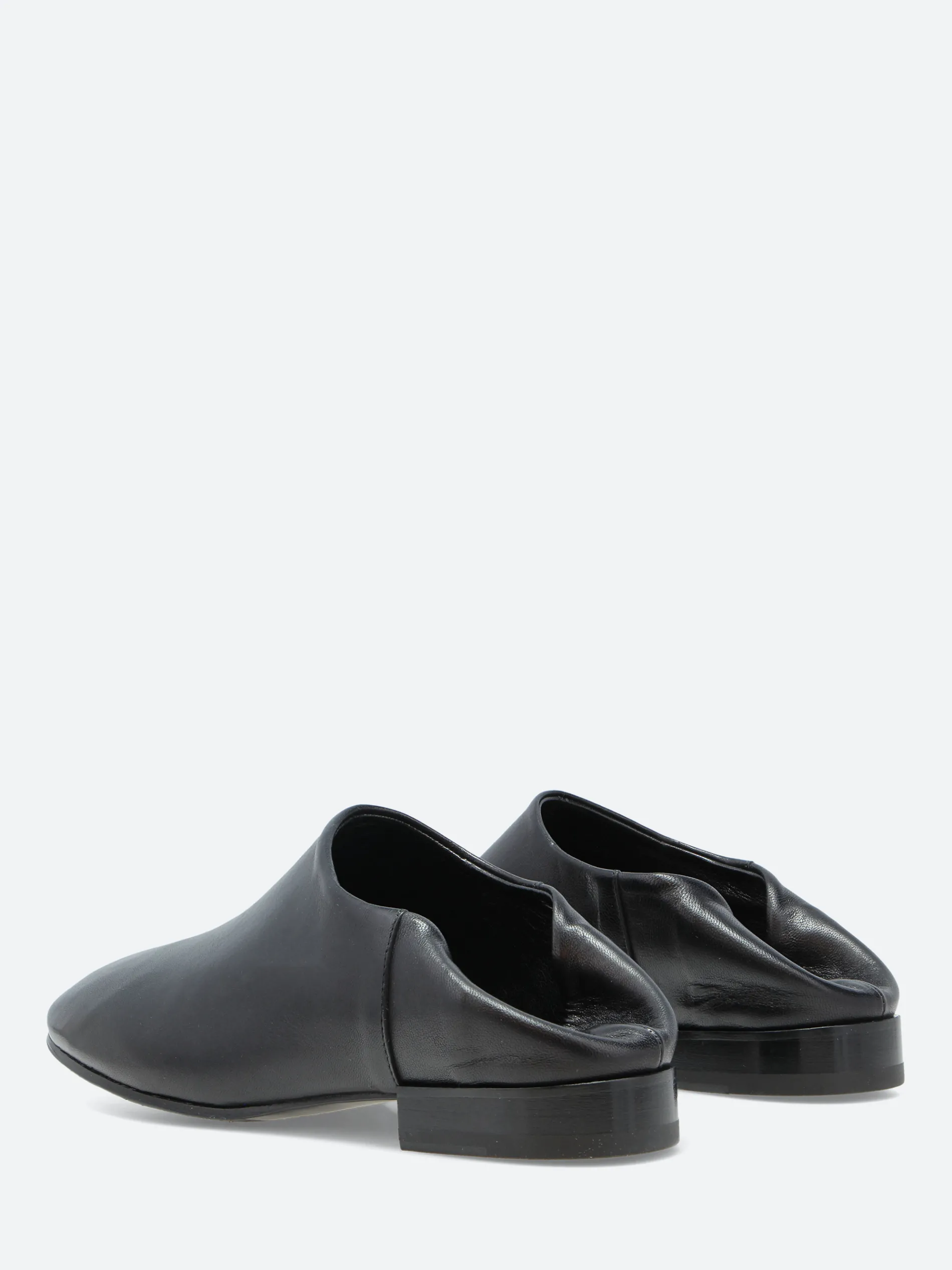 TO&CO. - Babu in Black