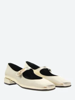 TO&CO. - Jane in Black