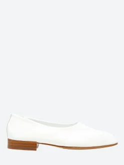 TO&CO. - Pampum in White