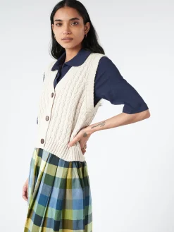 TOAST - Textured Knitted Waistcoat in Oat