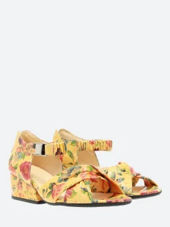 Tracey Neuls - Jackie in Heironymous