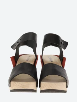 Trippen - Wood Stand in Black and Red