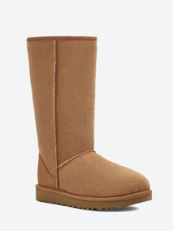 UGG - Classic Tall II in Chestnut