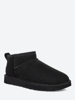 UGG - Classic Ultra Mini in Black