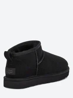 UGG - Classic Ultra Mini in Black