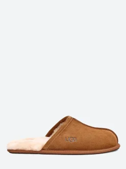 Ugg - Scuff Suede Slippers in Chestnut