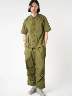 Universal Works - Parachute Pant in Olive