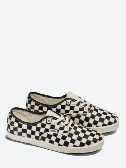Vans - Authentic Lowpro in Black and White